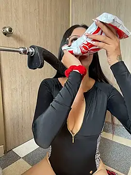 ValentinaBianchi online show from 03-10-26, 07:41