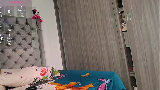 dreamsussi online show from 11-10-25, 09:03