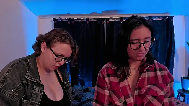 CrazyCakes  online show from 04-01-26, 02:12