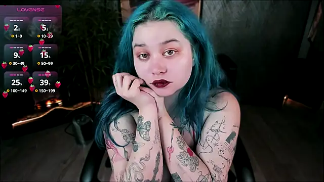 Snapshot of Mira_Fyre chatting on 11-23-25, 02:11 Mira Fyre online show from 11-23-25, 02:11