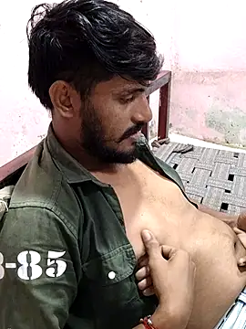 Snapshot of krishjaat43 chatting on 09-24-25, 08:28 krishjaat43 online show from 09-24-25, 08:28