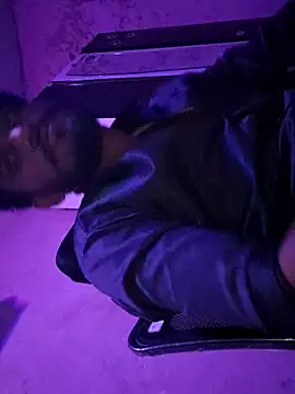 Snapshot of krishjaat43 chatting on 09-27-25, 06:13 krishjaat43 online show from 09-27-25, 06:13