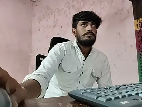 Snapshot of krishjaat43 chatting on 10-02-25, 04:25 krishjaat43 online show from 10-02-25, 04:25