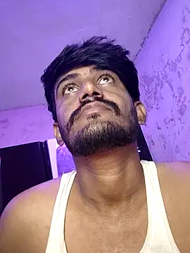 Snapshot of krishjaat43 chatting on 10-18-25, 01:30 krishjaat43 online show from 10-18-25, 01:30