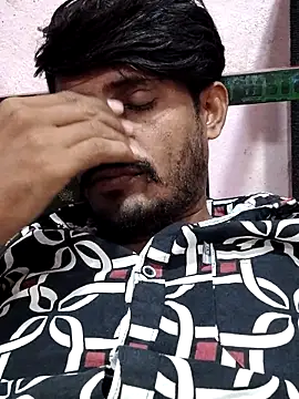 Snapshot of krishjaat43 chatting on 10-25-25, 07:05 krishjaat43 online show from 10-25-25, 07:05