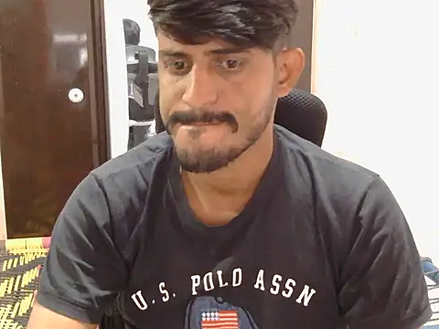 Snapshot of krishjaat43 chatting on 11-11-25, 06:30 krishjaat43 online show from 11-11-25, 06:30