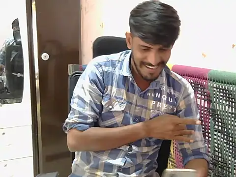 Snapshot of krishjaat43 chatting on 11-16-25, 08:31 krishjaat43 online show from 11-16-25, 08:31