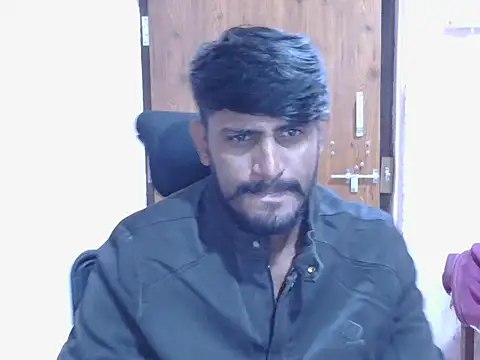 Snapshot of krishjaat43 chatting on 11-26-25, 08:04 krishjaat43 online show from 11-26-25, 08:04