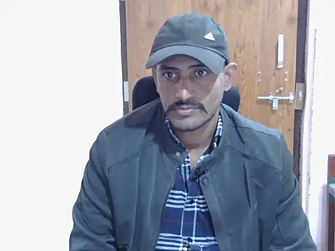 Snapshot of krishjaat43 chatting on 12-05-25, 10:35 krishjaat43 online show from 12-05-25, 10:35