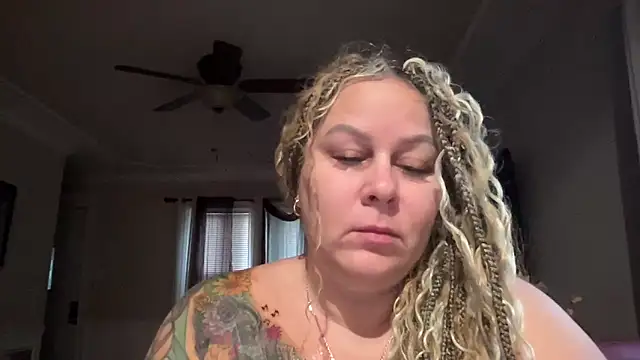 number1slut online show from 03-23-26, 12:31