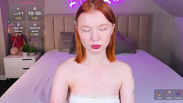 Snapshot of Anna_Patterson chatting on 11-20-25, 09:09 Anna Patterson online show from 11-20-25, 09:09