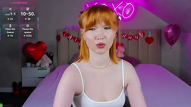 Snapshot of Anna_Patterson chatting on 02-12-26, 09:15 Anna Patterson online show from 02-12-26, 09:15