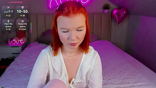 Snapshot of Anna_Patterson chatting on 02-26-26, 09:08 Anna Patterson online show from 02-26-26, 09:08