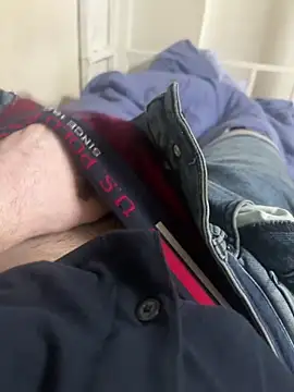 Snapshot of FitNhot_sam chatting on 11-06-25, 01:23 FitNhot sam online show from 11-06-25, 01:23