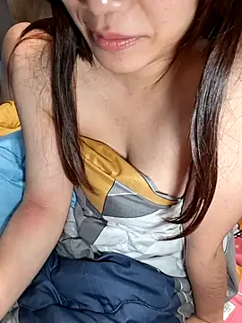 Snapshot of hihiakiko chatting on 02-10-26, 03:27 hihiakiko online show from 02-10-26, 03:27