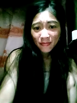 Snapshot of Phuongphuongg chatting on 09-25-25, 09:51 Phuongphuongg online show from 09-25-25, 09:51