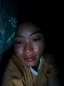 Snapshot of Phuongphuongg chatting on 10-03-25, 09:45 Phuongphuongg online show from 10-03-25, 09:45