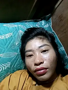 Snapshot of Phuongphuongg chatting on 11-08-25, 10:30 Phuongphuongg online show from 11-08-25, 10:30