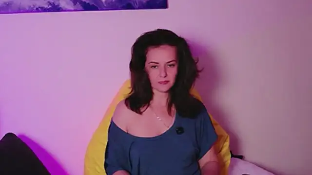 Witch in Silk online show from 03-12-26, 08:04