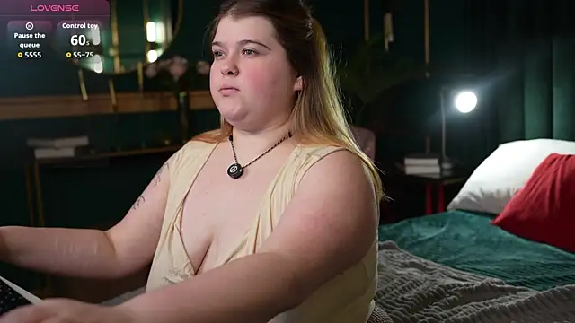 Mia Ray online show from 03-25-26, 05:52