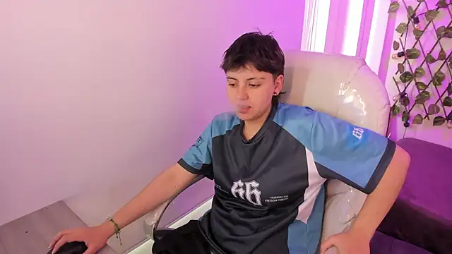 Nathaly ds online show from 03-06-26, 07:32