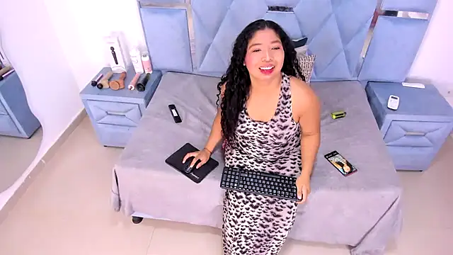 Snapshot of eithanasm chatting on 10-20-25, 05:19 eithanasm online show from 10-20-25, 05:19