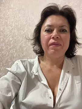 Snapshot of Kiravix chatting on 12-05-25, 07:21 Kiravix online show from 12-05-25, 07:21