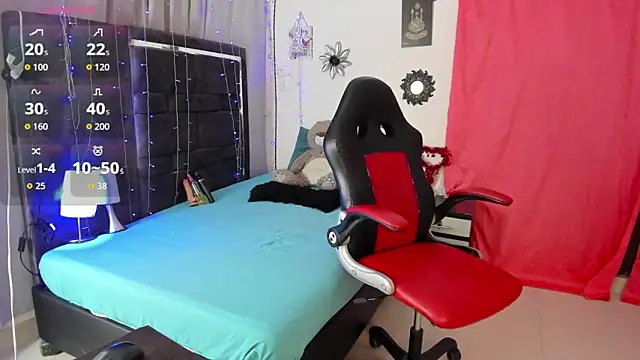 Snapshot of MarianFadel chatting on 10-28-25, 12:19 MarianFadel online show from 10-28-25, 12:19