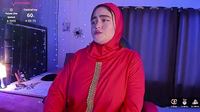 Snapshot of MarianFadel chatting on 11-28-25, 12:41 MarianFadel online show from 11-28-25, 12:41