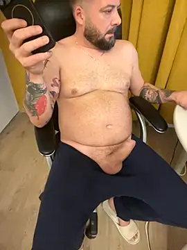 Snapshot of DavidMaros chatting on 11-08-25, 02:56 DavidMaros online show from 11-08-25, 02:56