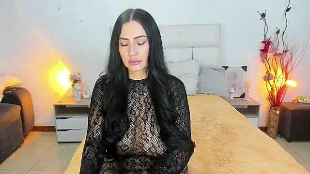 Snapshot of hannahdvil1 chatting on 11-21-25, 11:53 hannahdvil1 online show from 11-21-25, 11:53