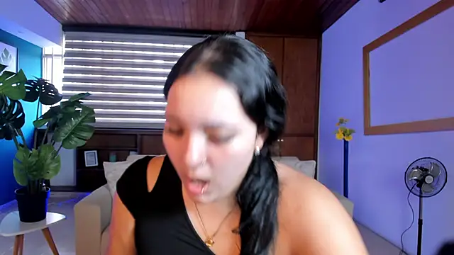 sofiacaramel online show from 12-22-25, 03:09