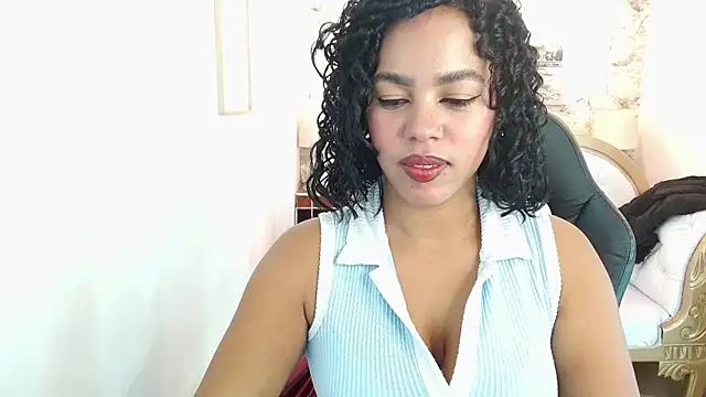 Snapshot of candyhot_tk chatting on 10-28-25, 03:10 candyhot tk online show from 10-28-25, 03:10