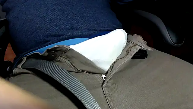 whitewagonsuck online show from 04-10-26, 01:55