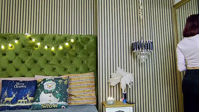 LunaHart online show from 12-05-25, 04:36