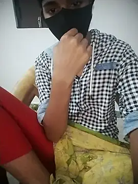 Snapshot of Sexey-Puja chatting on 09-25-25, 05:22 Sexey-Puja online show from 09-25-25, 05:22