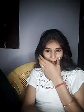 Snapshot of Sexey-Puja chatting on 10-07-25, 02:36 Sexey-Puja online show from 10-07-25, 02:36
