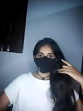 Snapshot of Sexey-Puja chatting on 10-16-25, 04:30 Sexey-Puja online show from 10-16-25, 04:30