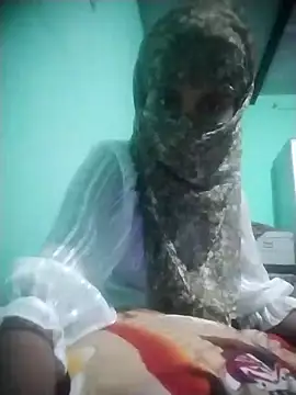 Snapshot of Sexey-Puja chatting on 10-18-25, 11:55 Sexey-Puja online show from 10-18-25, 11:55