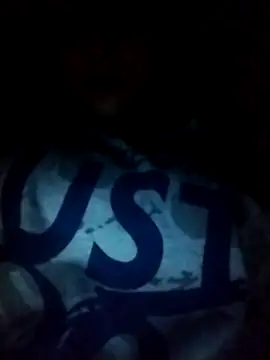 Snapshot of Sexey-Puja chatting on 10-21-25, 01:39 Sexey-Puja online show from 10-21-25, 01:39