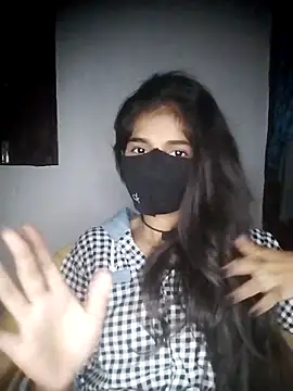 Snapshot of Sexey-Puja chatting on 10-22-25, 01:44 Sexey-Puja online show from 10-22-25, 01:44