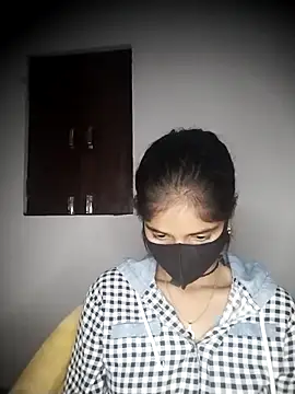 Snapshot of Sexey-Puja chatting on 10-23-25, 02:22 Sexey-Puja online show from 10-23-25, 02:22