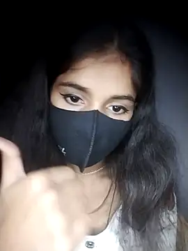 Snapshot of Sexey-Puja chatting on 11-10-25, 03:38 Sexey-Puja online show from 11-10-25, 03:38