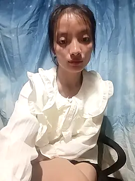 Snapshot of tdtd98 chatting on 10-10-25, 08:30 tdtd98 online show from 10-10-25, 08:30