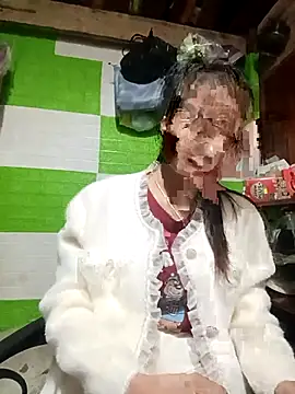 Snapshot of tdtd98 chatting on 11-17-25, 03:40 tdtd98 online show from 11-17-25, 03:40