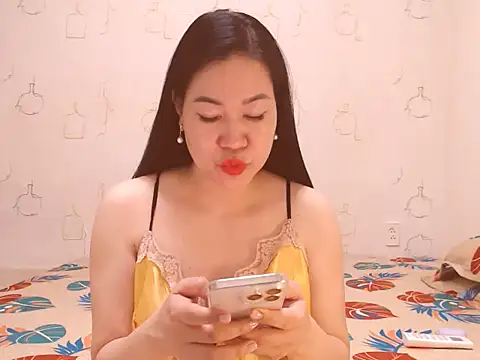 Snapshot of Cherry__99 chatting on 02-03-26, 11:37 Cherry 99 online show from 02-03-26, 11:37