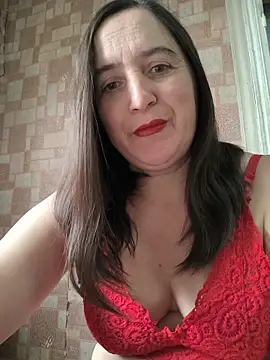 Snapshot of EvelinCutex chatting on 12-02-25, 09:36 EvelinCutex online show from 12-02-25, 09:36