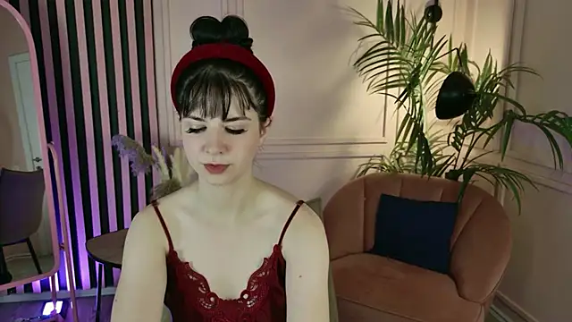 Snapshot of Wander_Waves chatting on 11-26-25, 09:49 Wander Waves online show from 11-26-25, 09:49