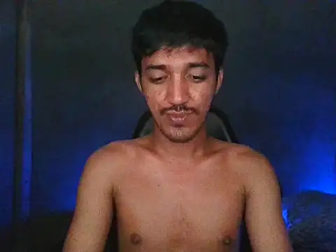 RowyCam online show from 10-28-25, 03:36