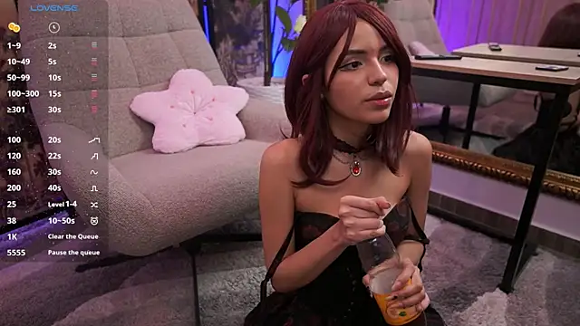 Snapshot of NamiKimura chatting on 10-25-25, 07:30 NamiKimura online show from 10-25-25, 07:30